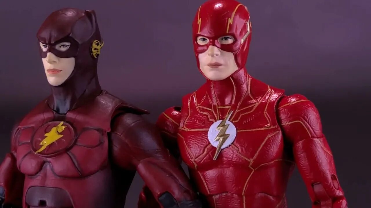 McFarlane Toys DC Multiverse The Flash Batsuit Flash @TheReviewSpot