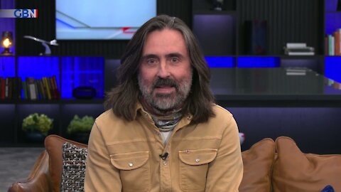 Neil Oliver: Governments amount to hundreds, we amount to millions - they are few and we are many