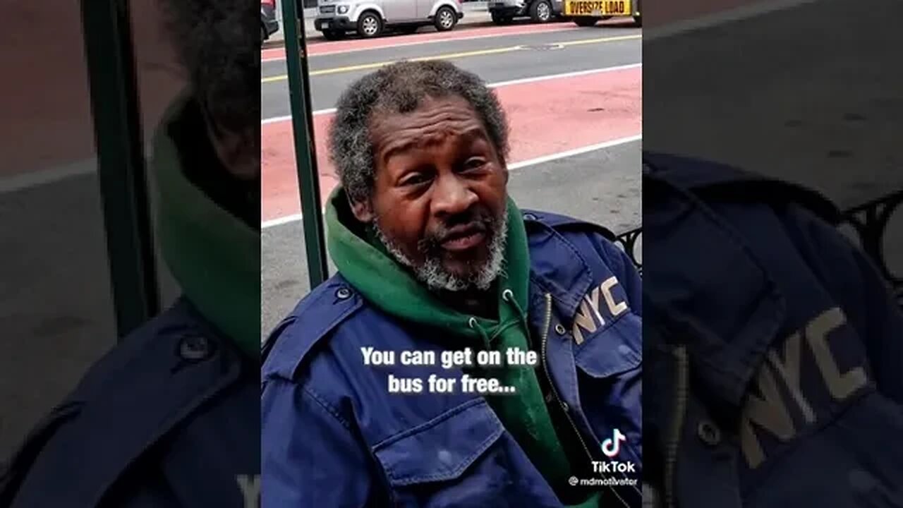 Giving Super Nice Homeless Man $500 #viral #kindness #heartfelt #youtubeshorts #touching #homeless