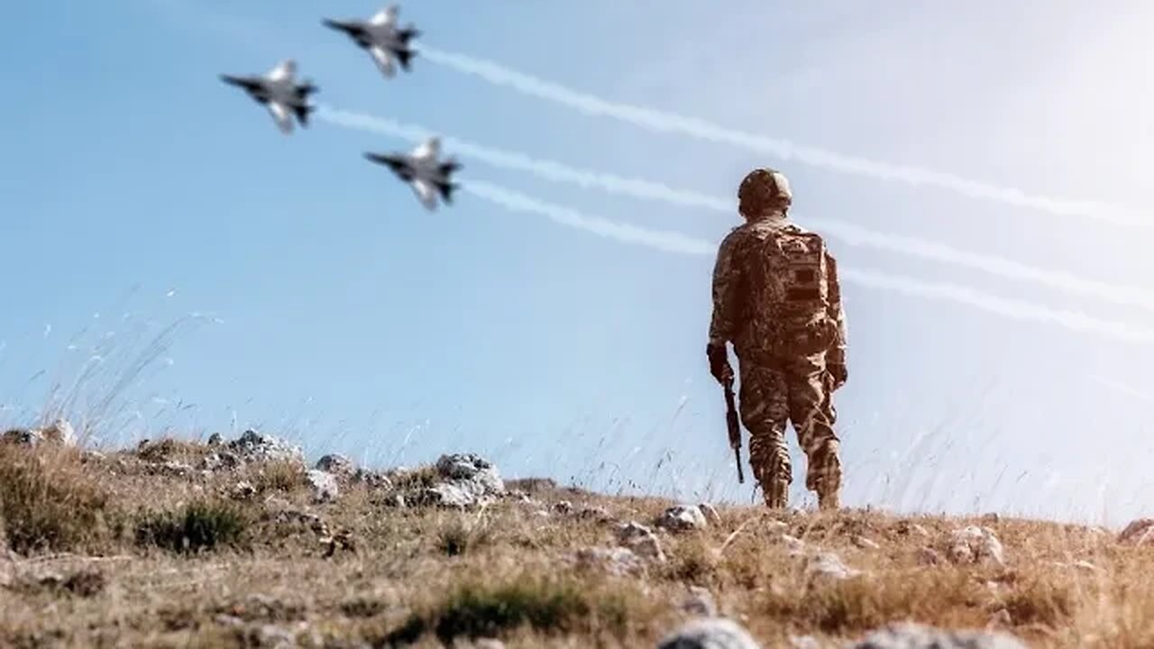Syrias two airports hit