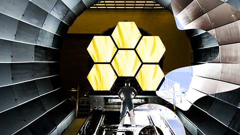 HowStuffWorks NOW: Building an Epic Telescope