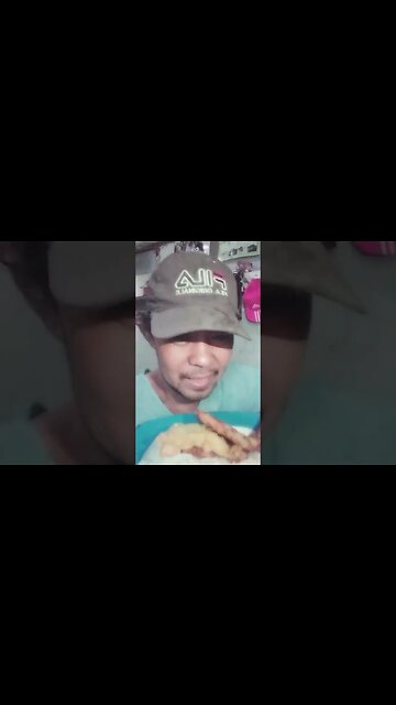 Hanya ini, Alhamdulilillah makan sama bakwan hari ini.