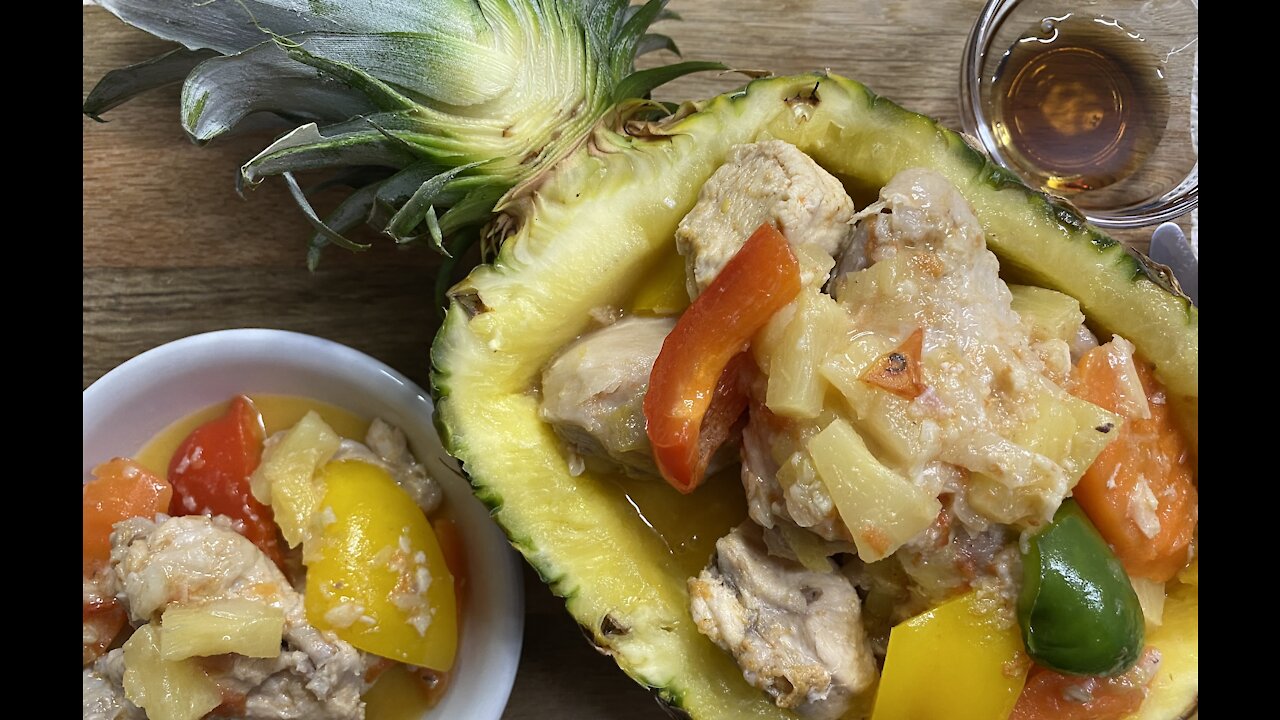 PININYAHANG MANOK SA GATA (PINEAPPLE CHICKEN IN COCONUT MILK)