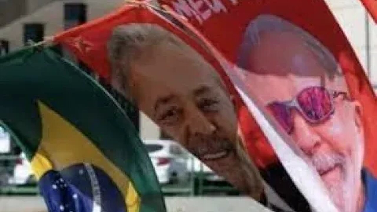 Ambulantes saem frustrados do 7/9: 'Trouxe mil chaveiros do Lula, vendi 20' ... e achei muito ainda!