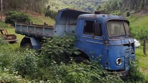Caminhões Abandonados Parte 104