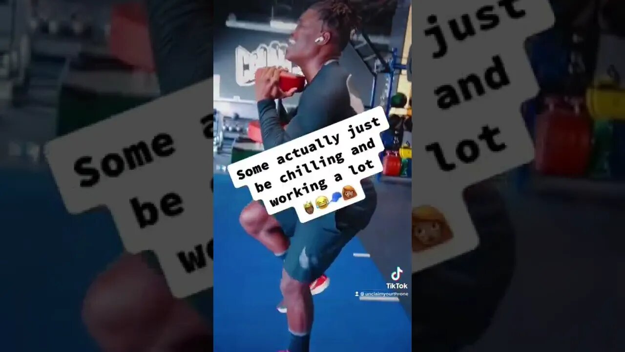 Every chick is not just out here just being a heaux 👑