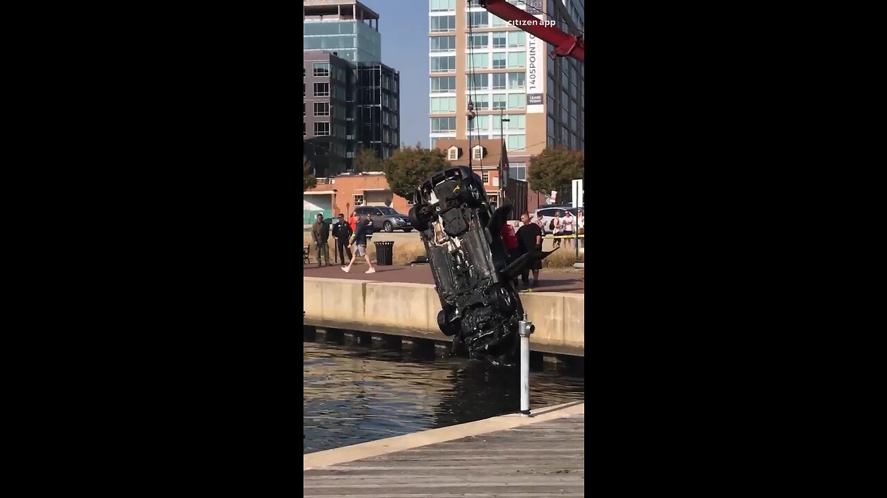 Woman dies after driving car into water in Fells Point early Sunday