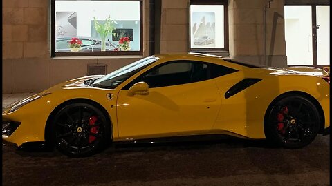 Gorgeous Ferrari 488 Pista at Ferrari Stockholm. Carbon everywhere? [4k 60p]