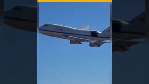 Watch NASA SOFIA Aircraft Low Pass #Flight #Aviation