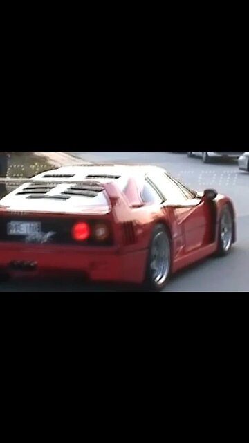 Ferrari F40 is stunning in motion 🫶🤩