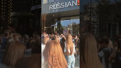 Russian Teenagers queue Russian Super Heroes #russia #moscow #russiansuperheroes