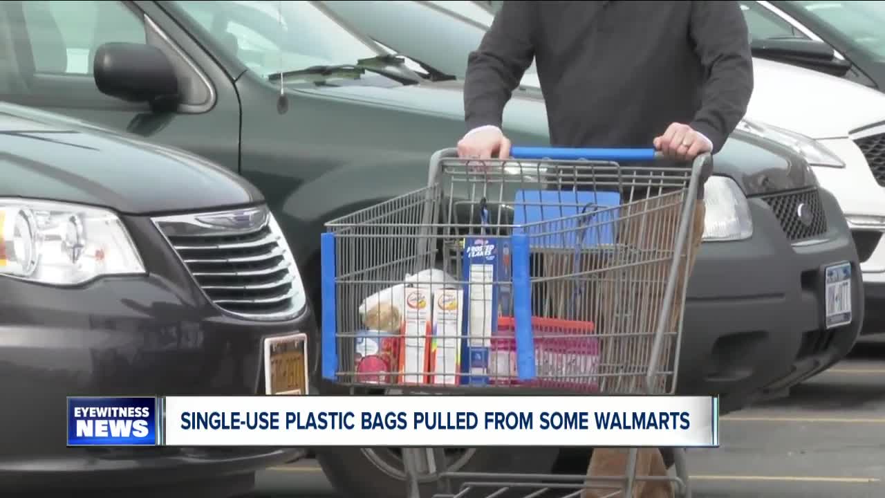 Shoppers not offered plastic bags at select Walmart stores