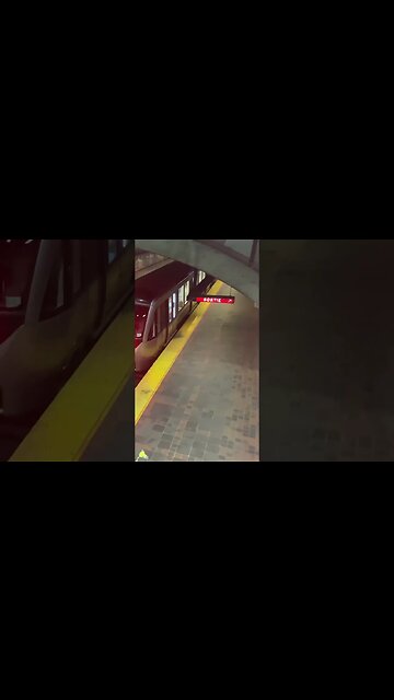 Metro Exiting at Namur #viralvideo #montreal #travel #metro #metrotrains