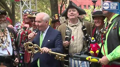 Gasparilla pirates invade Tampa, take Mayor Bob Buckhorn hostage ahead of annual pirate fest