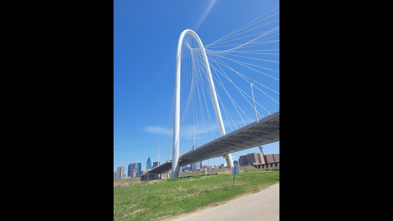 A View of Dallas From the Trinity River