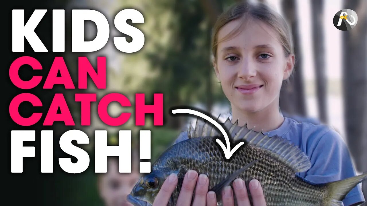 Teach Your Kids to Bait, Hook & Land Fish: FAMILY FISHING!! 🐟🐟🐟