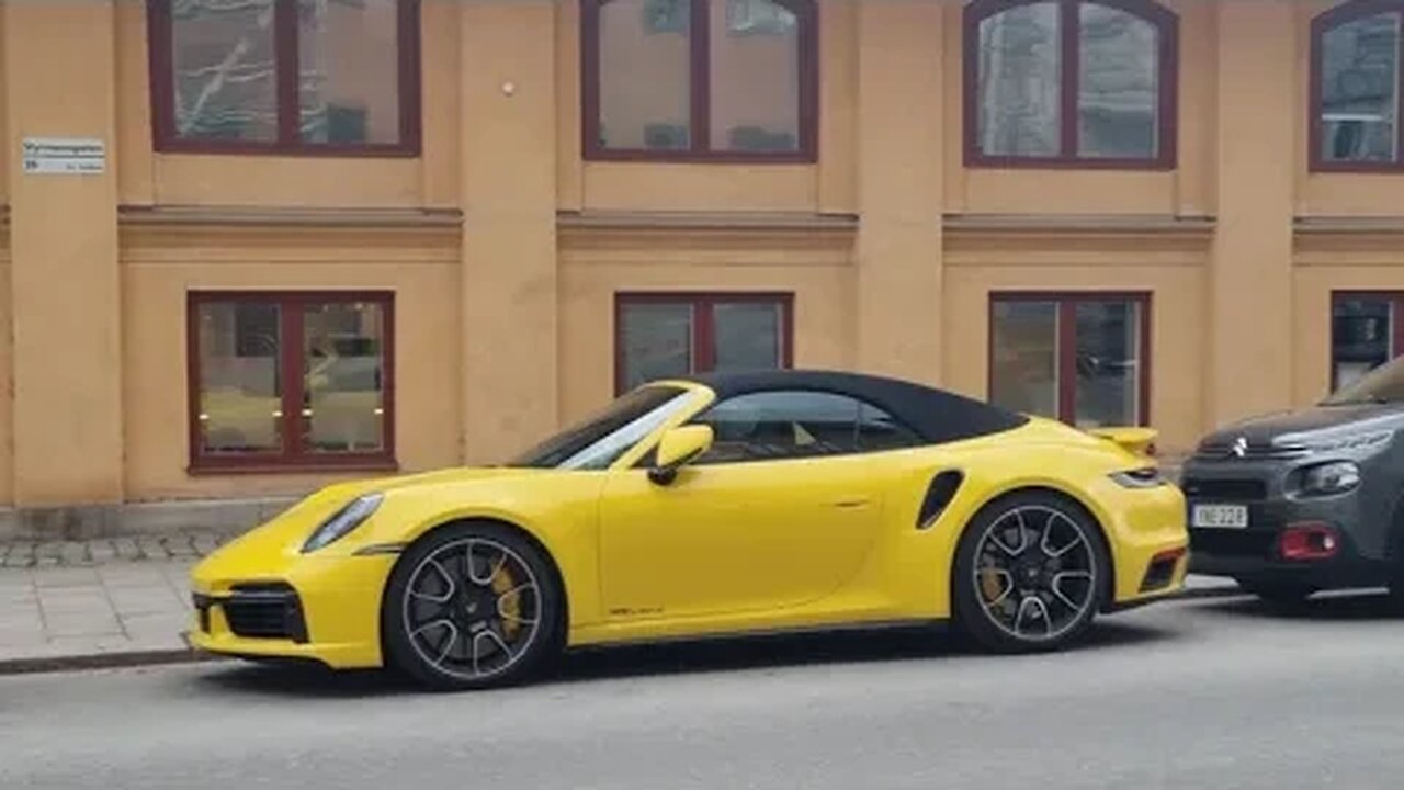 Stunning Speedyellow Porsche 992 Turbo S Convertible [4k 60p]