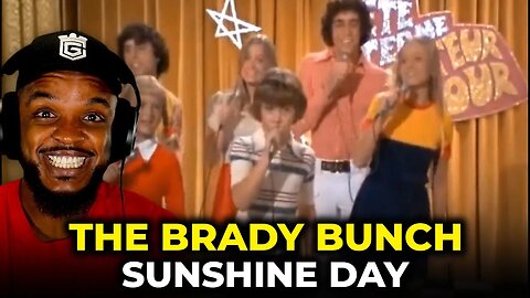 🎵 The Brady Bunch - Sunshine Day REACTION