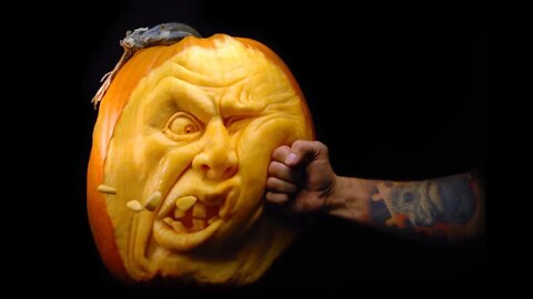 15 Mind Blowing Halloween Pumpkins