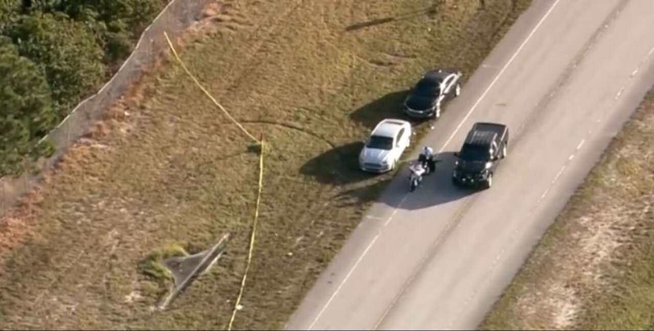 Woman's body found along Miner Road in Boynton Beach