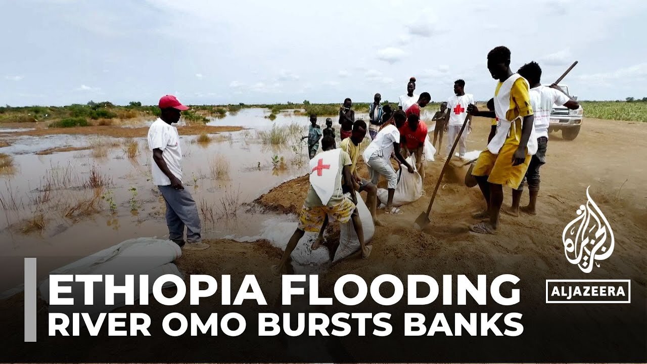 Southern Ethiopia flooding: Efforts to save town after river Omo bursts banks