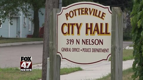 Former Potterville city manager, son, charged in misconduct investigation