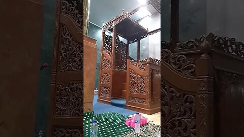 Adzan Isya Masjid Agung Praya Lombok Tengah