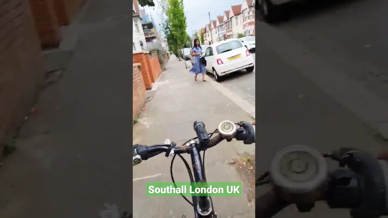 Southall London #shorts #reels #travelwithbharat #southall #uktour