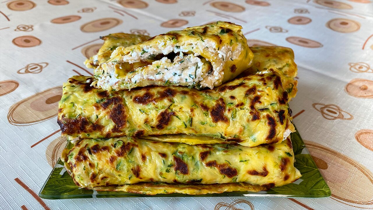 ZUCCHINI PANCAKES WITH TENDER COTTAGE CHEESE FILLING