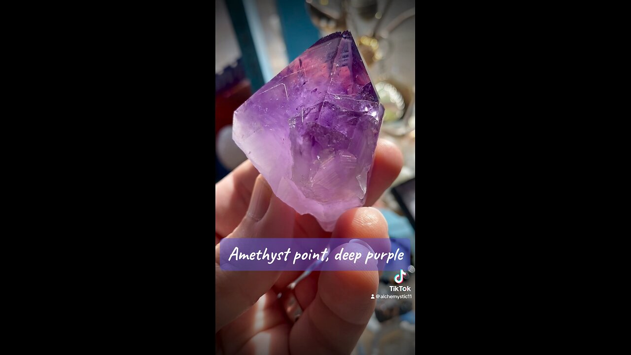 Amethyst point, deep purple