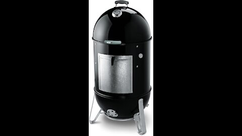 Unboxing the Weber Smokey Mountain 22"