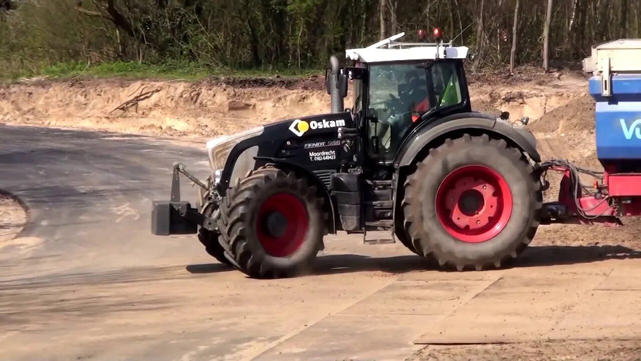 Lego train track Sand delivery