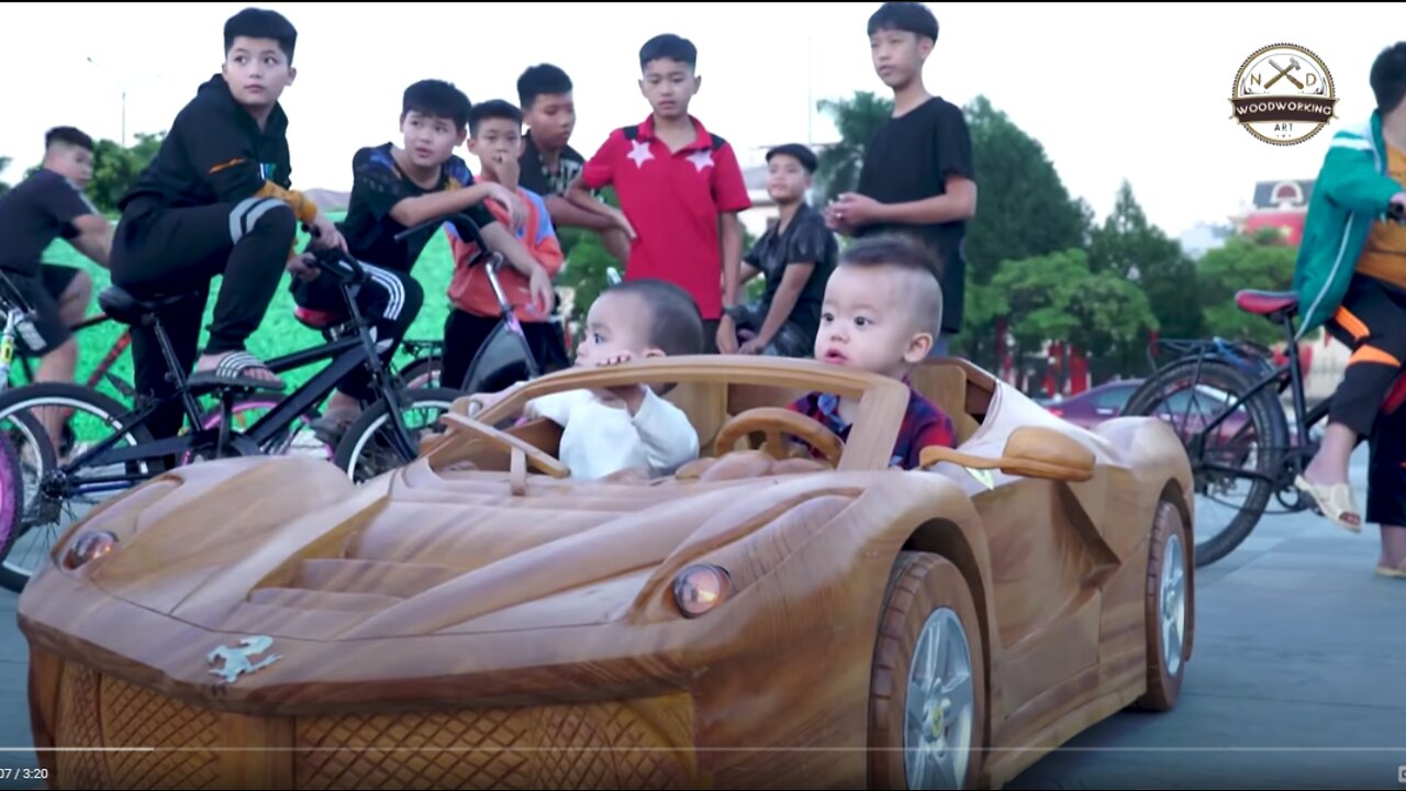 Changing Color of a Ferrari Aperta - A Suprise Christmas Gift for His Son