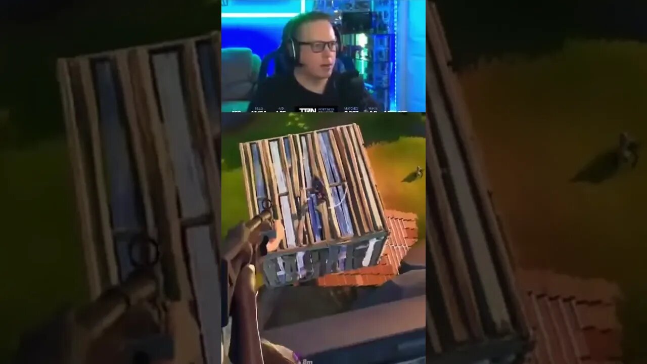 Don’t build on me! #fortnite #shorts