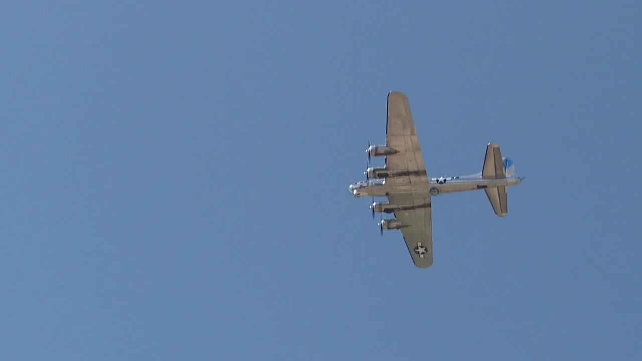 Two historic World War II Bombers land at the Nampa Municipal Airport