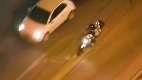 QUERO VER O DIA QUE A POLÍCIA COMEÇAR A FAZER VISTA GROSSA