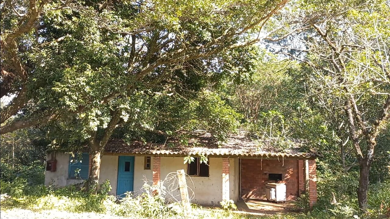 Casa abandonada no morro da Borrussia em Osório/RS