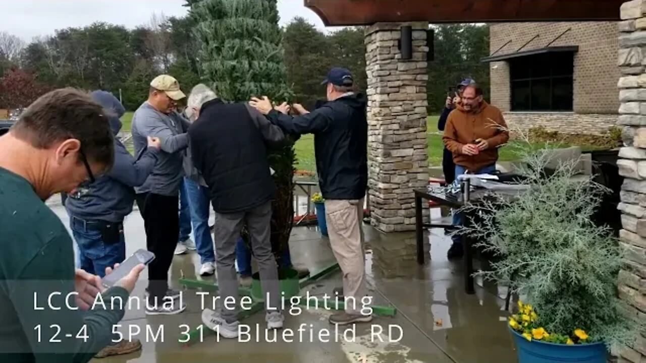 Lake City Church is preparing for the annual Christmas tree lighting