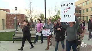 Protesters block Meridian Road after playground trespassing arrest