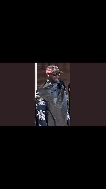 This video right here explains why Kamala loses tonight