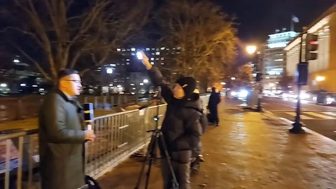 LIVE December 21, 2022 Washington D.C. Zelenskyy meets Biden White House outside pro Ukrakne Protest