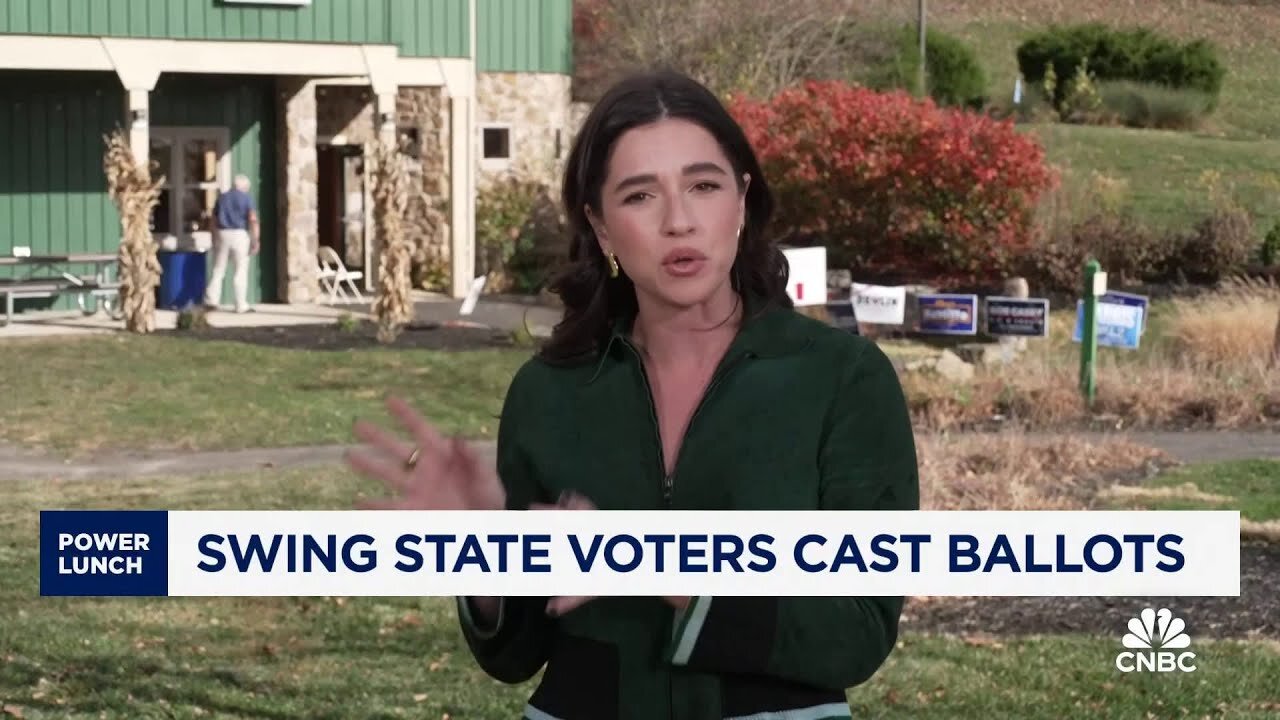 Voters in swing states flock to the polls