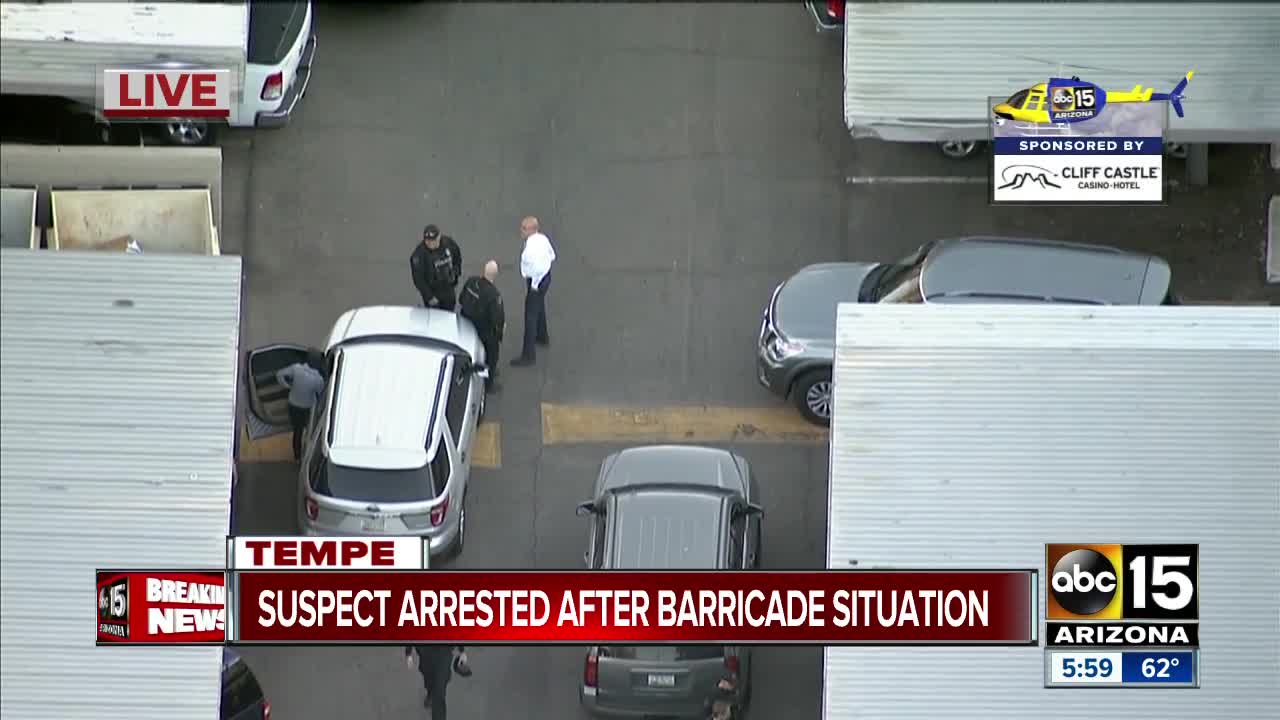 Suspect arrested after barricade situation forces evacuations at Tempe apartment