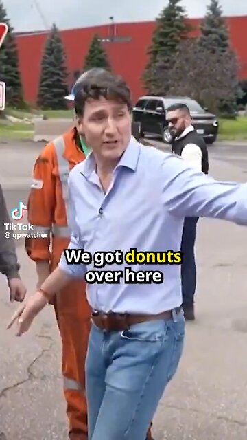 Trudeau just got castrated by a steel worker