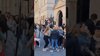 Make way move #horseguardsparade