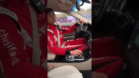 Piloto de fuga ao vivo #shorts