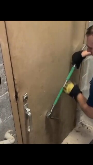 Rescue Metal Door Unlock