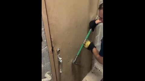 Rescue Metal Door Unlock