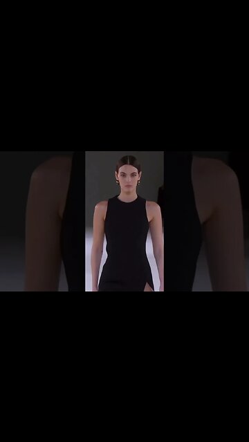 Vittoria Ceretti in AMI PARIS Spring/Summer 2024 FashionShow