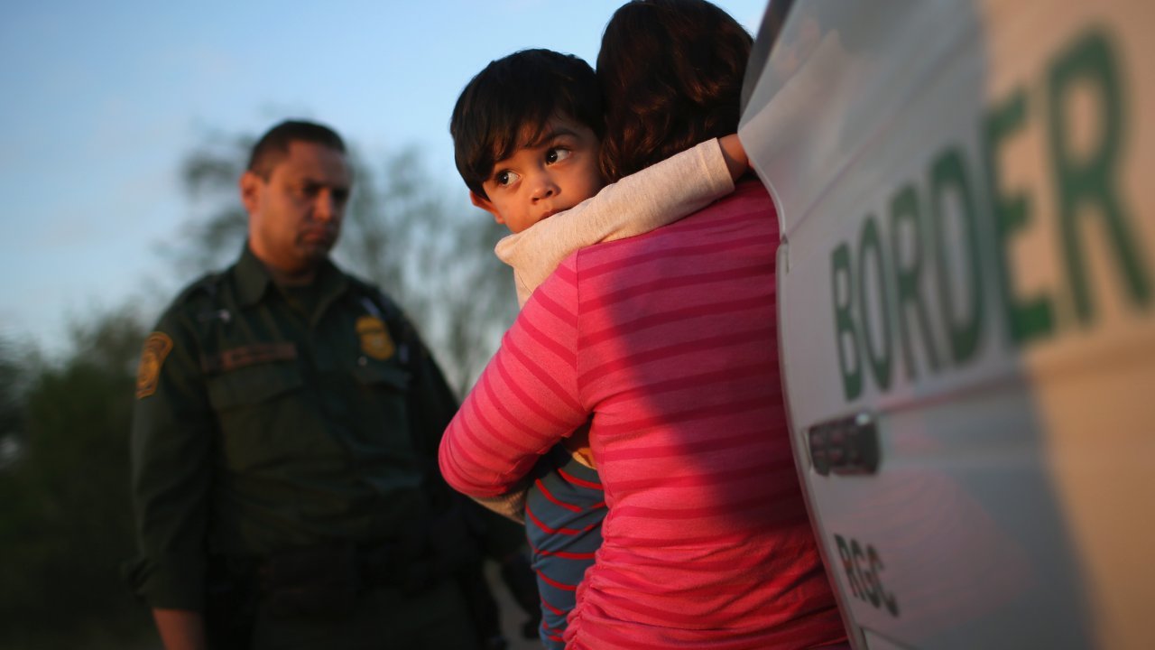 Bill Bans Arresting Undocumented Caretakers For Detained Children